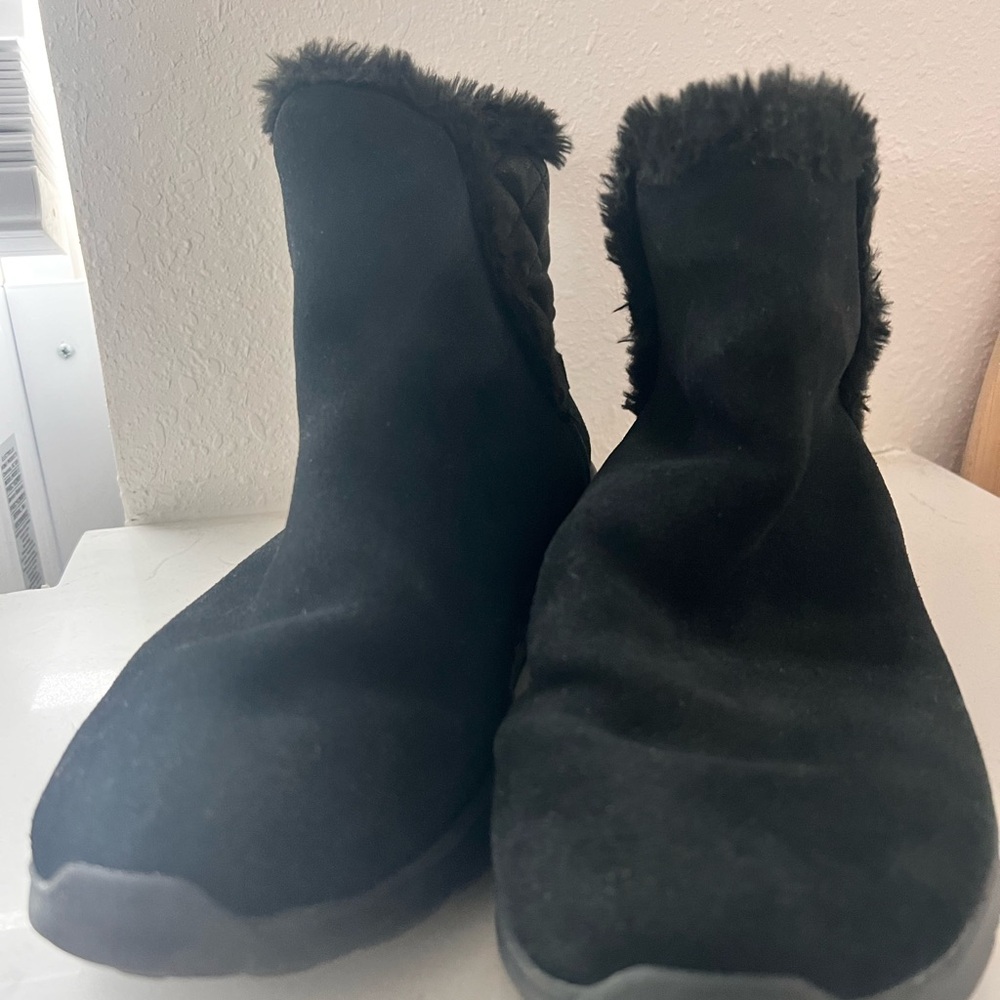 Skechers Women's Black Fur-Lined Ankle Boots used size 10 - Picture 10 of 10